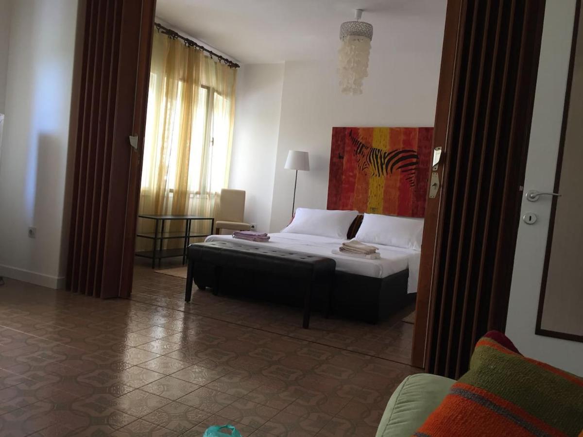 Domic ,Two Bedrooms Whit Large Terrace Njivice Buitenkant foto